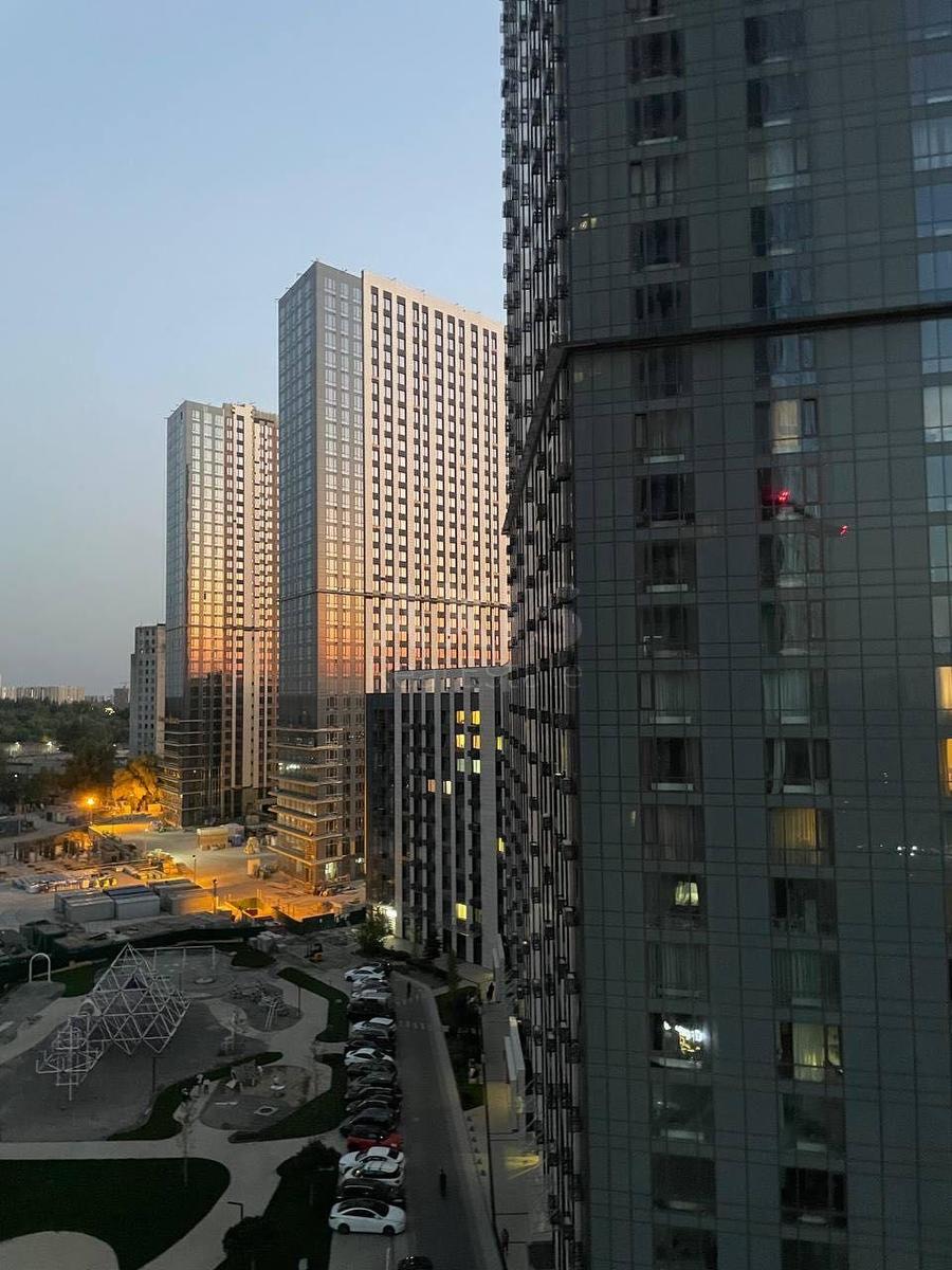 3k apartment vul. Myhajla Maksymovycha 3Г