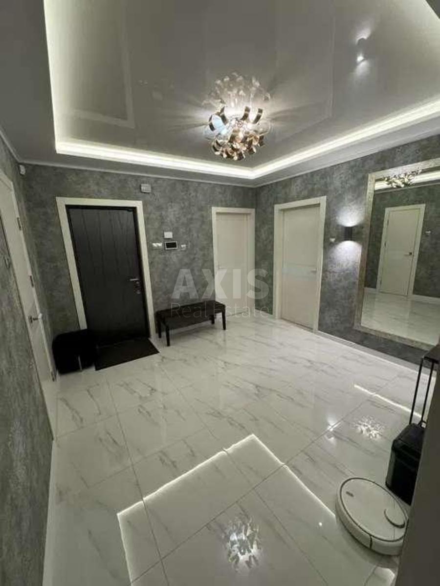 3k apartment vul. Danchenka Sergija 32