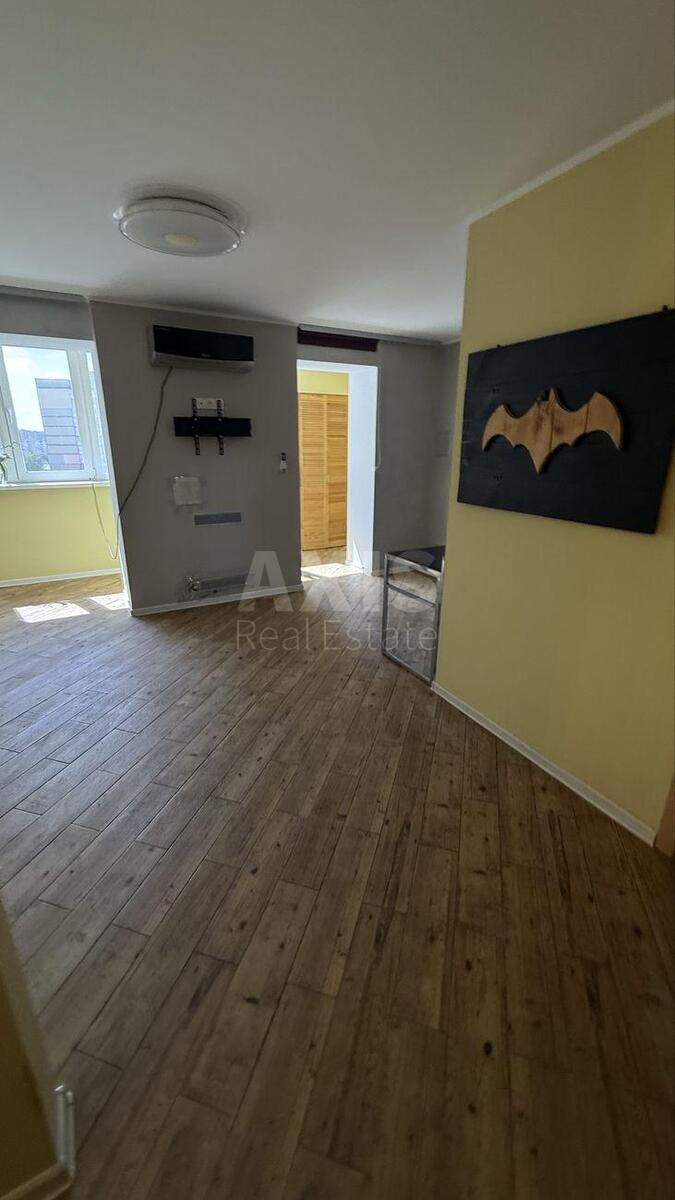 1k apartment vul. Bal'zaka Onore de 650