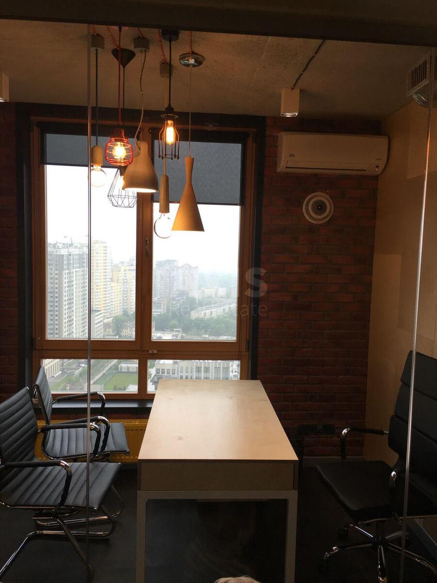 Office vul. Sikors'kogo Igorja Aviakonstruktora 1Б, 90m2573961
