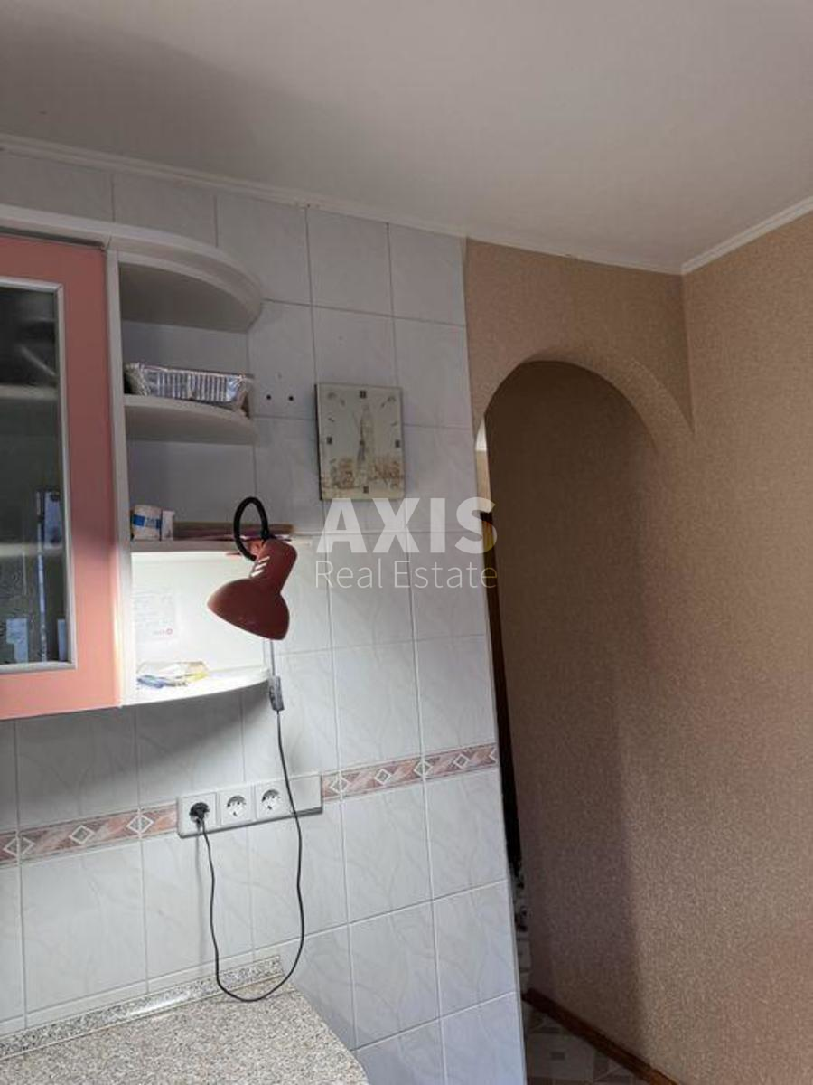 1к квартира пр-т Оболонский 18а14