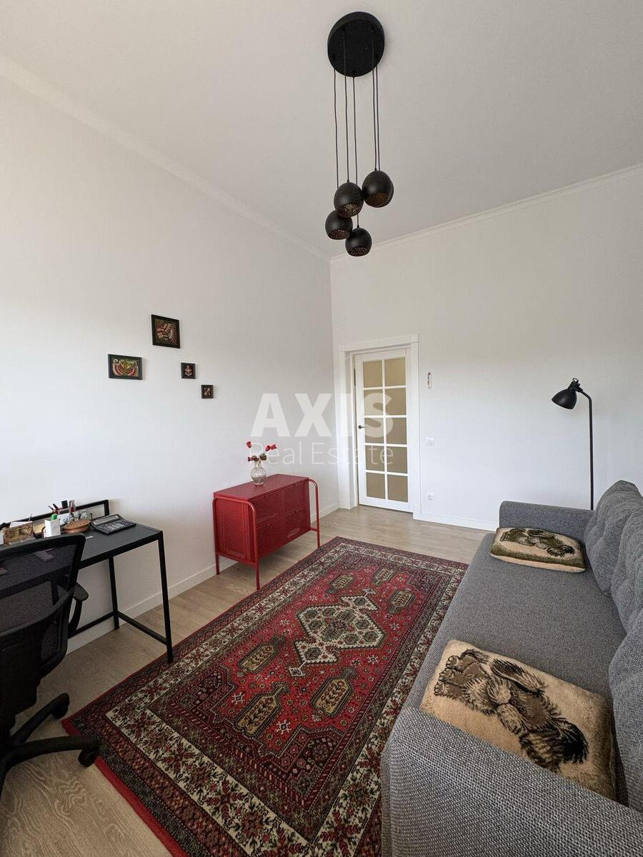 4k apartment vul. Kost'ol'na 155944011