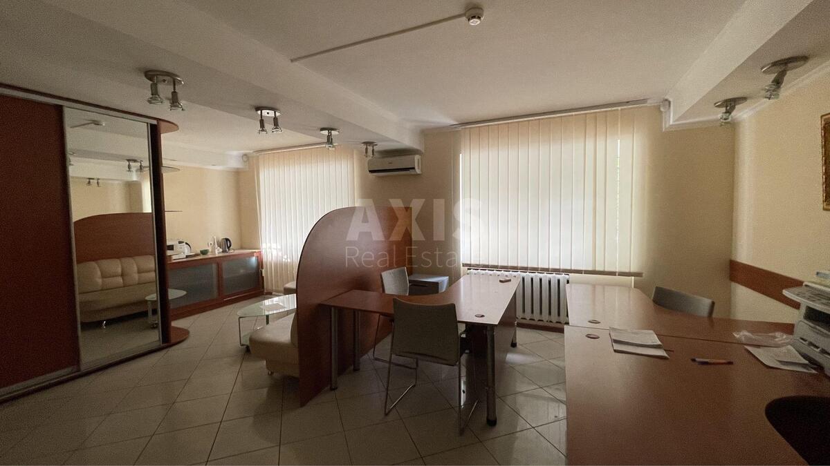 1k apartment bul. Lesi Ukrai'nky 280