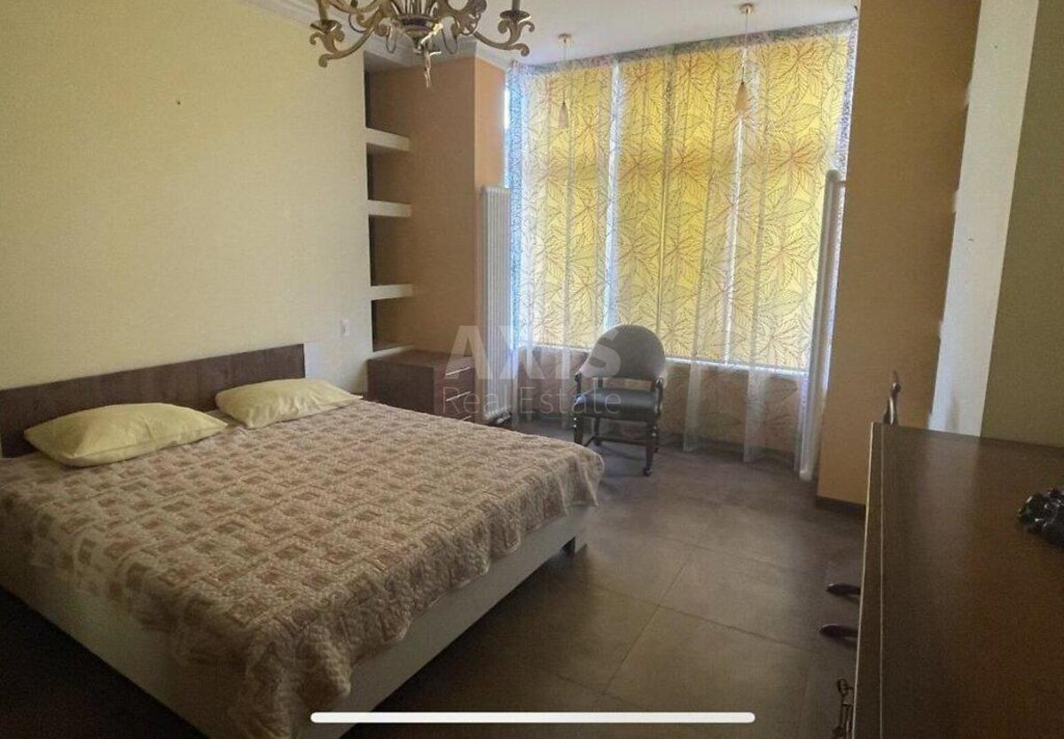 4k apartment vul. Nazarivs'ka 234