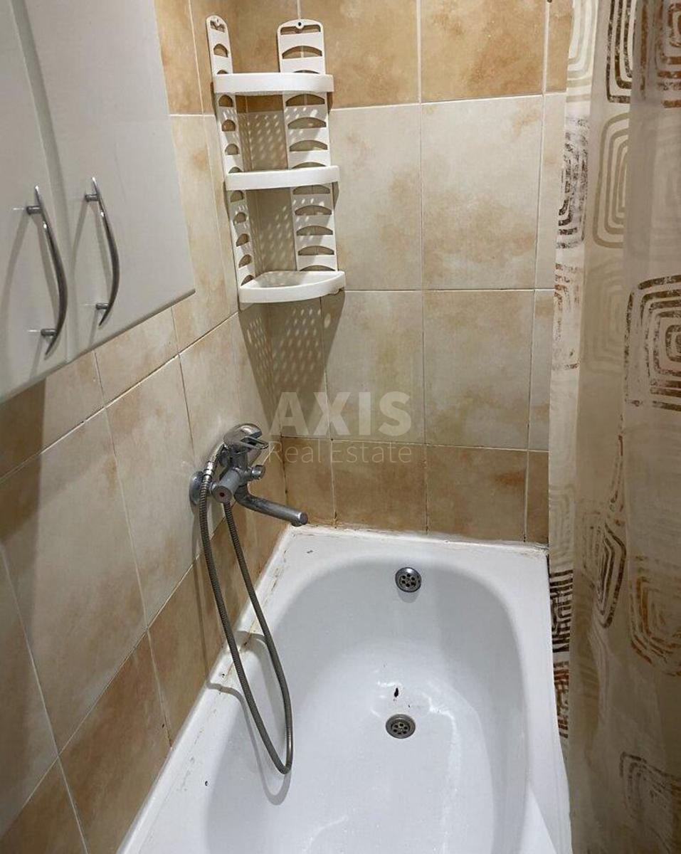 1k apartment vul. Molodogvardijs'ka 160