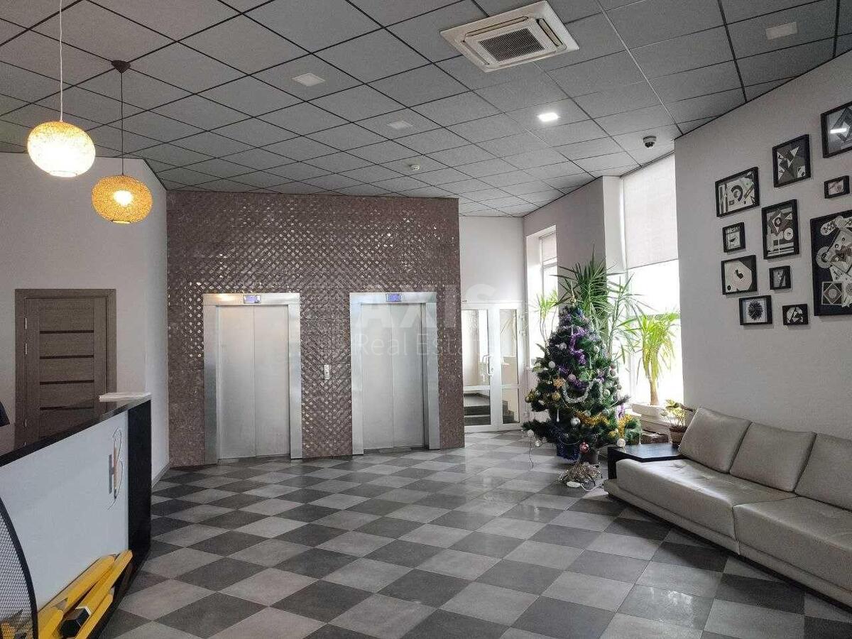 Office vul. Novokostjantynivs'ka 2А, 307m25945210