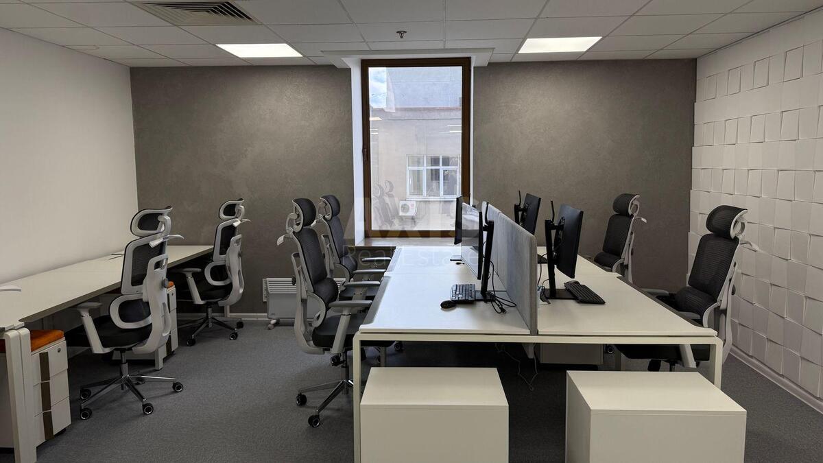 Office vul. Hmel'nyc'kogo Bogdana 23, 165m2584315