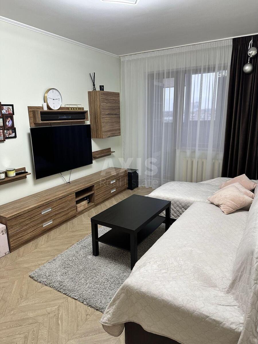 3k apartment vul. Jablons'koi' Tetjany 62