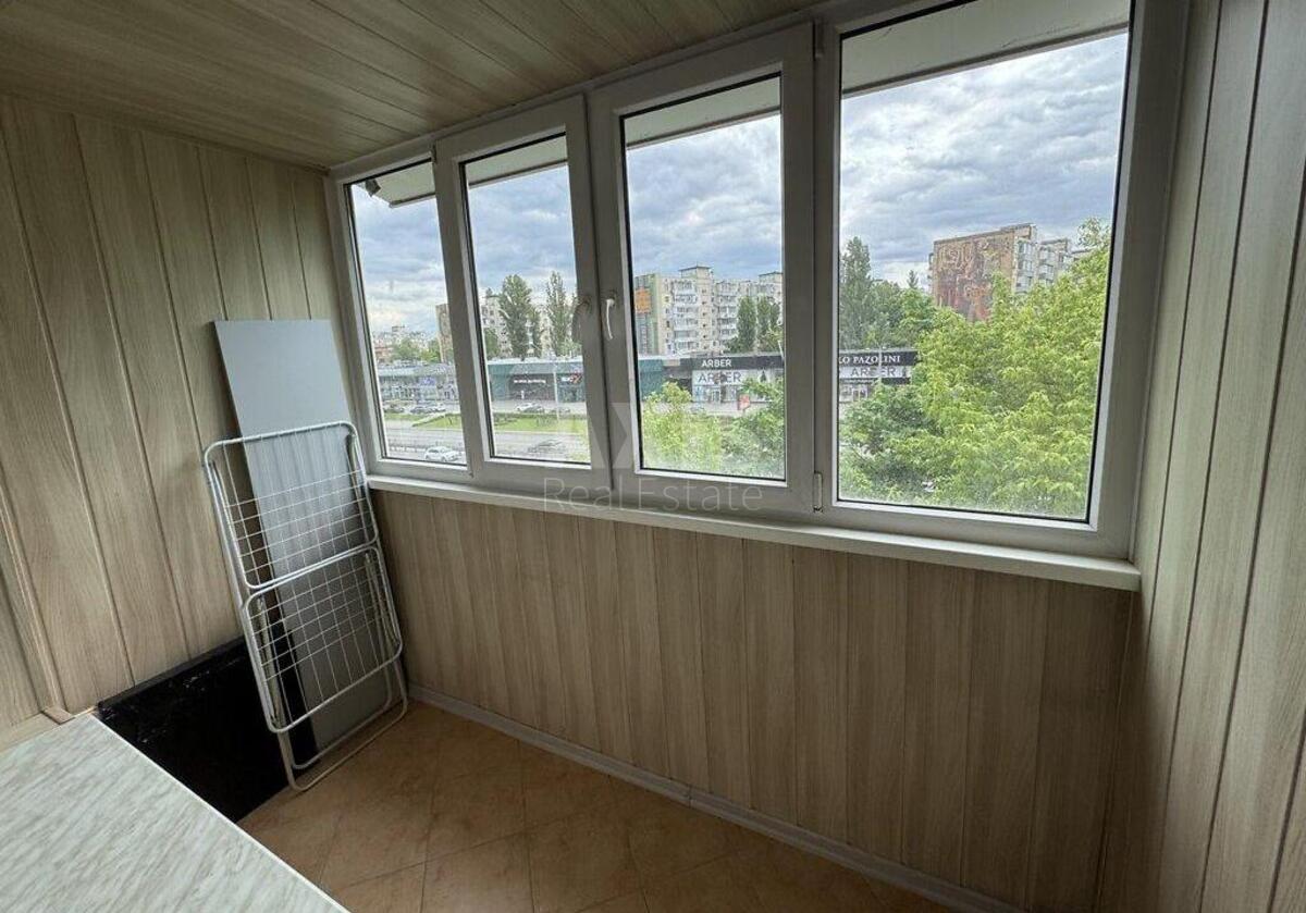 2к квартира пл. Победы 207