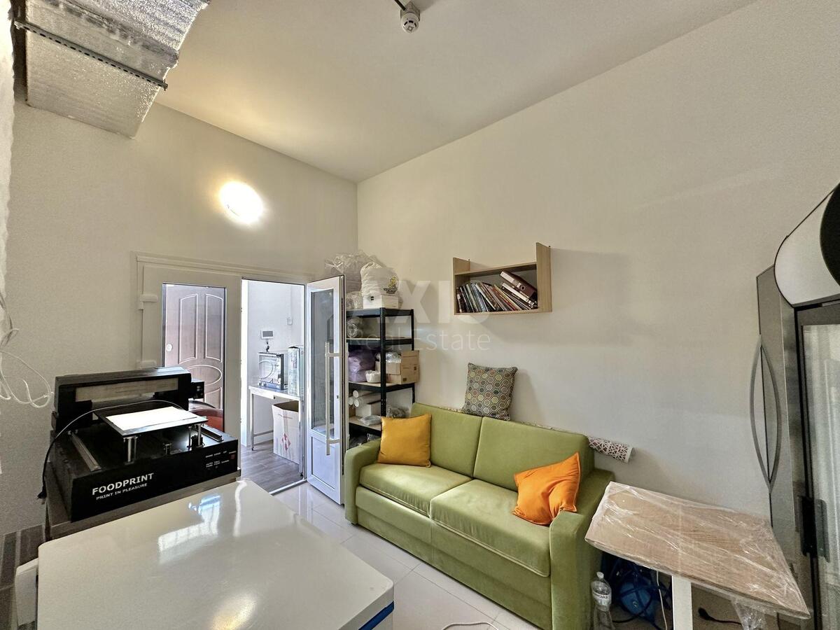 Объект торговли ул. Писаржевского Академика 8А, 63м2629643