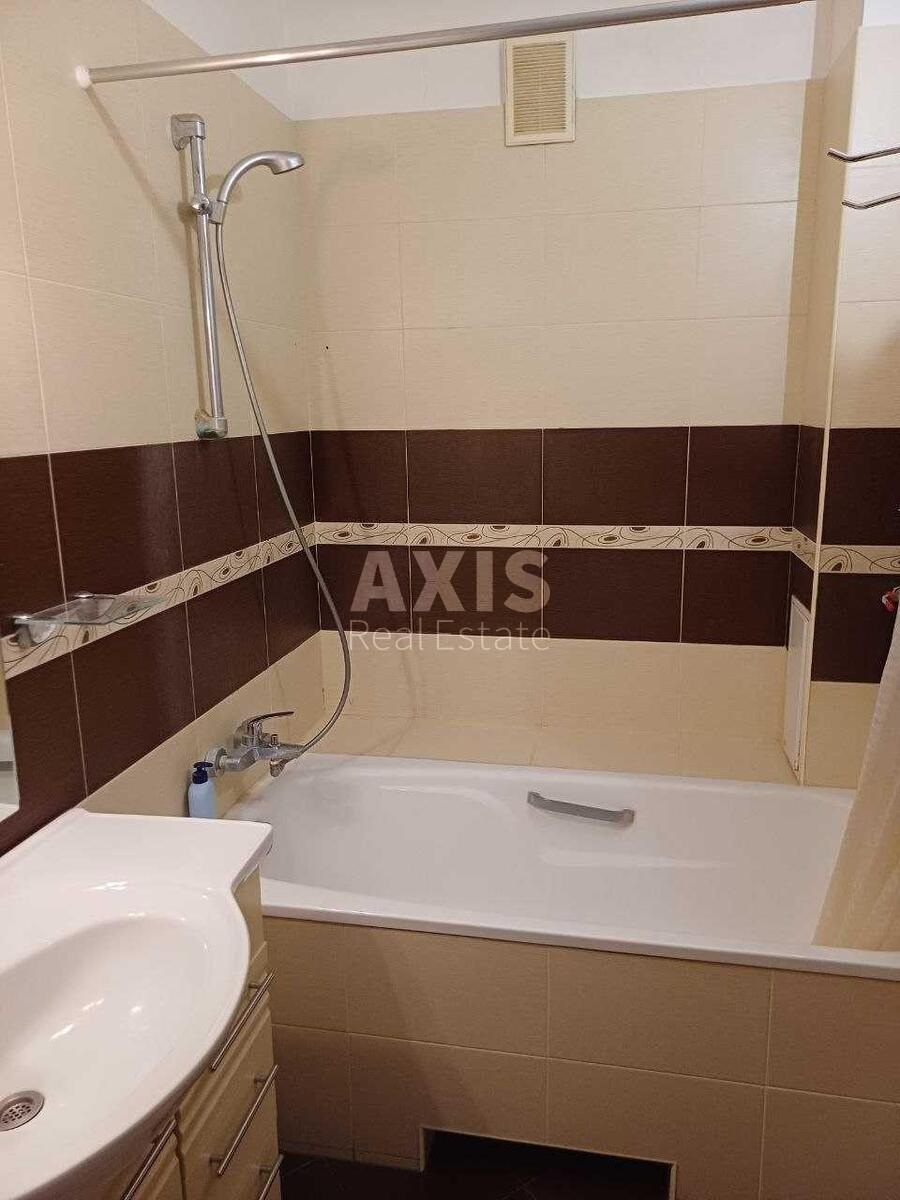 3k apartment vul. Yulia Zdanovska 46/15748715