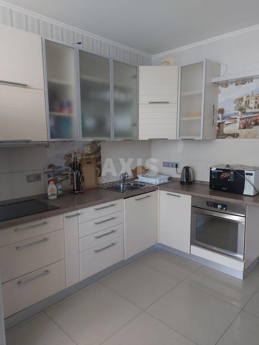 2k apartment vul. Degtjarivs'ka 25А
