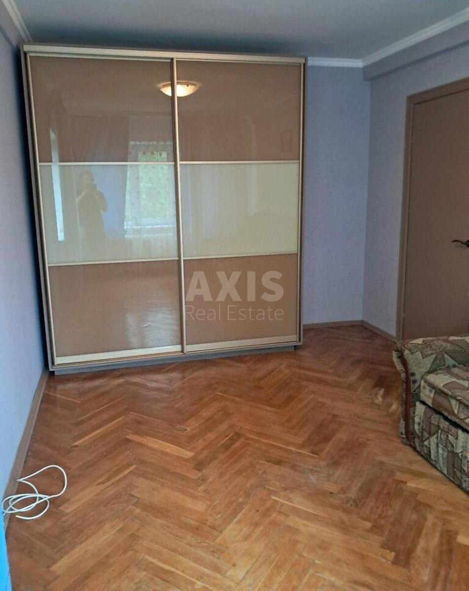2k apartment vul. Budivel'nykiv 4А5