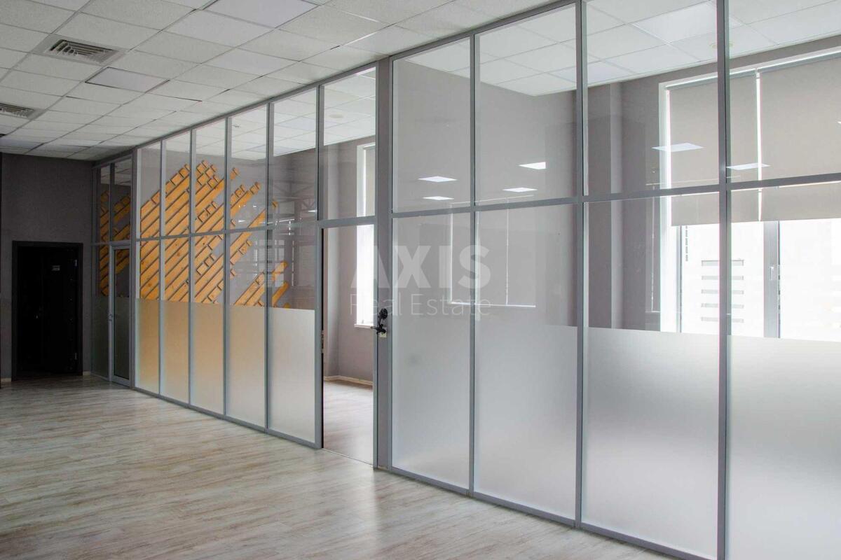 Office vul. Pymonenka Mykoly 13, 750m2591152