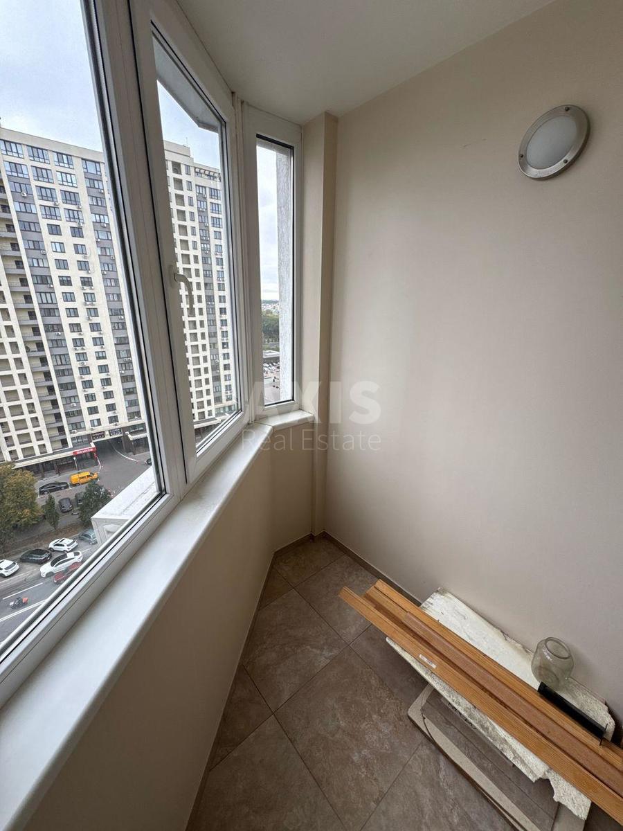 2k apartment vul. Yulia Zdanovska 60/58