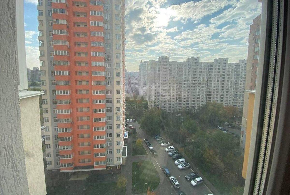 3k apartment vul. Oleny Pchilky 3Д5