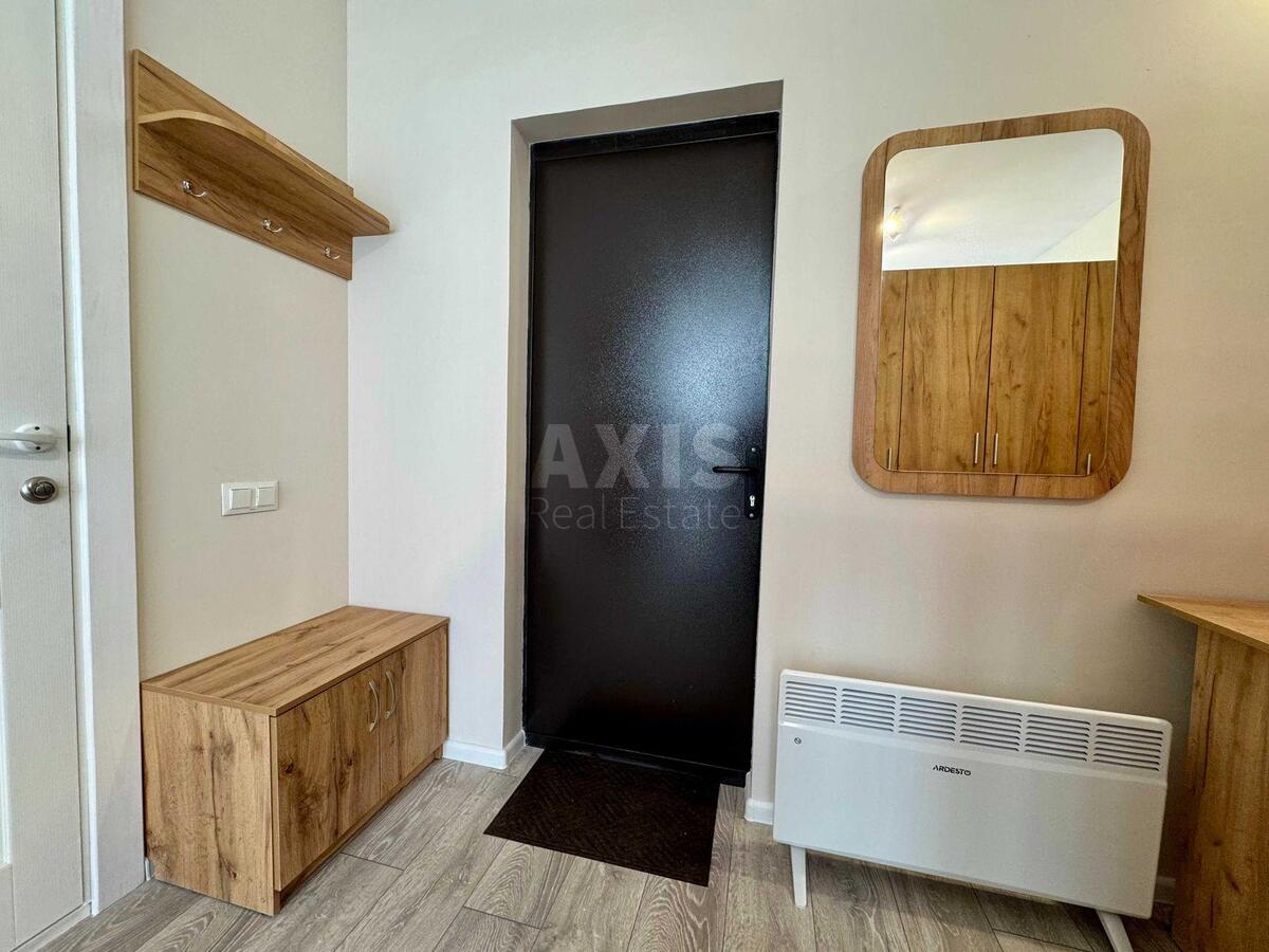 1k apartment vul. Pivnichno-Syrec'ka 26