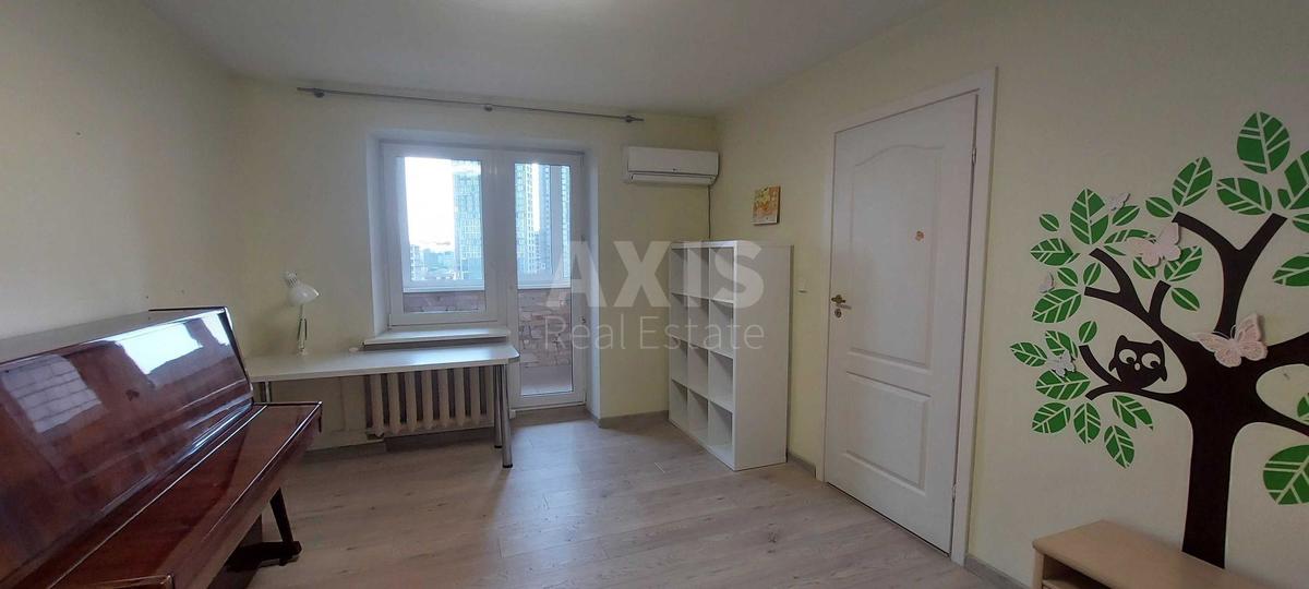 4k apartment vul. Dovzhenka 14/14