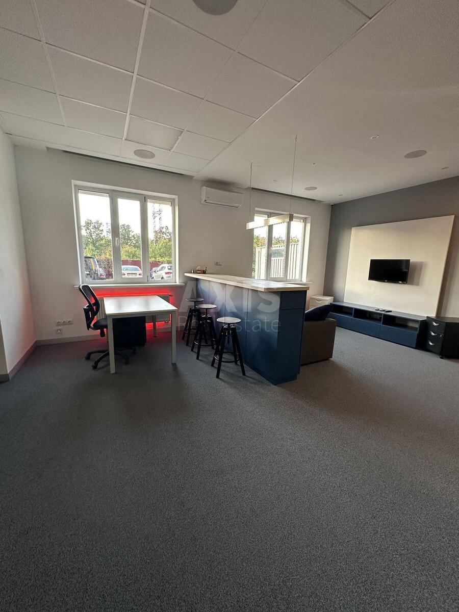 Office vul. Zhabajeva Zhambyla 22, 62m20