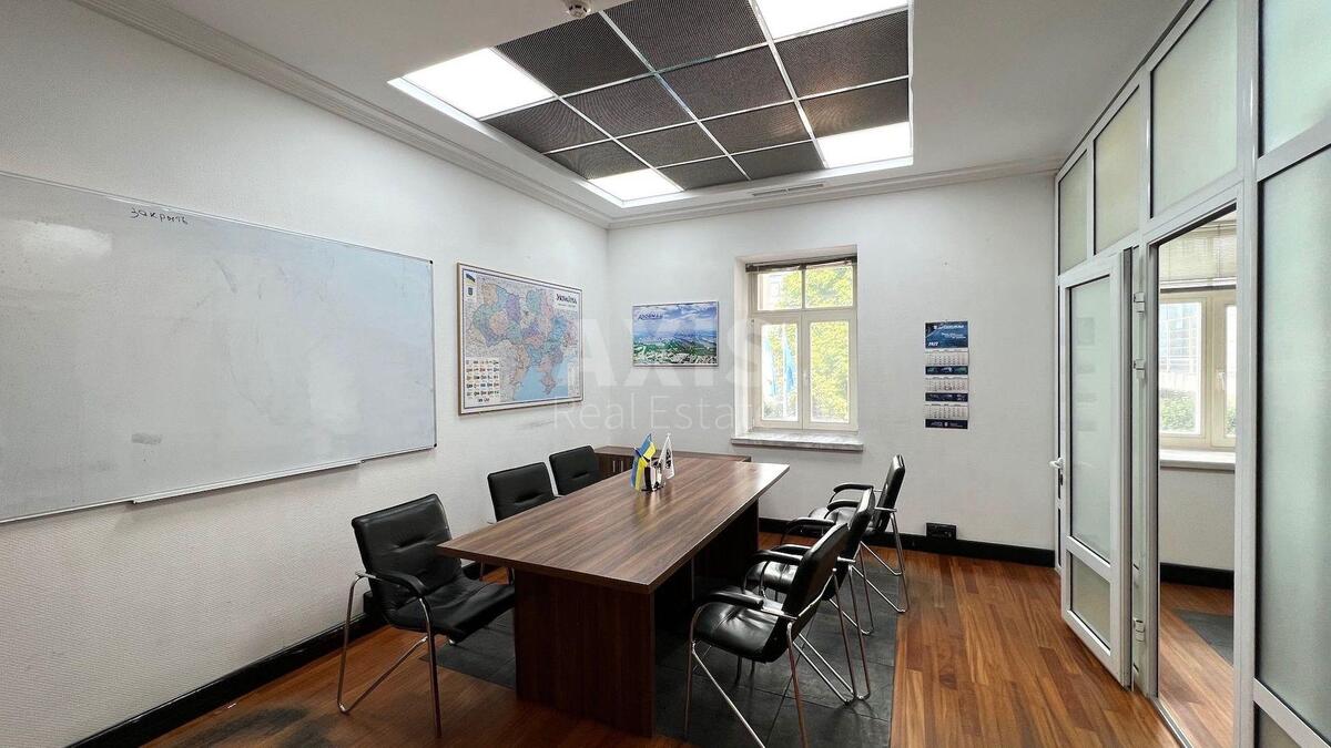 Office vul. Skovorody Grygorija 17В, 234m20