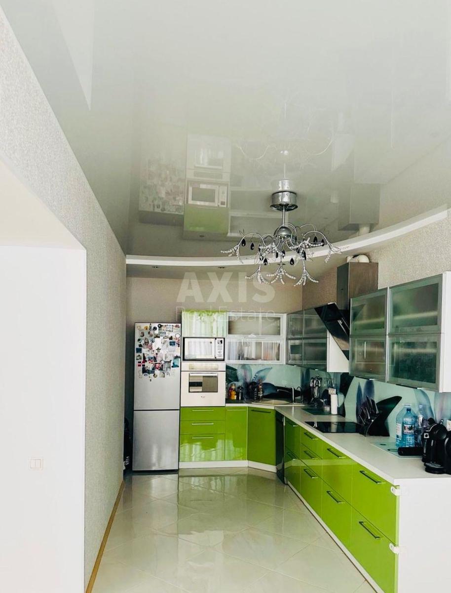 3k apartment pr-t Lobanovs'kogo 6А