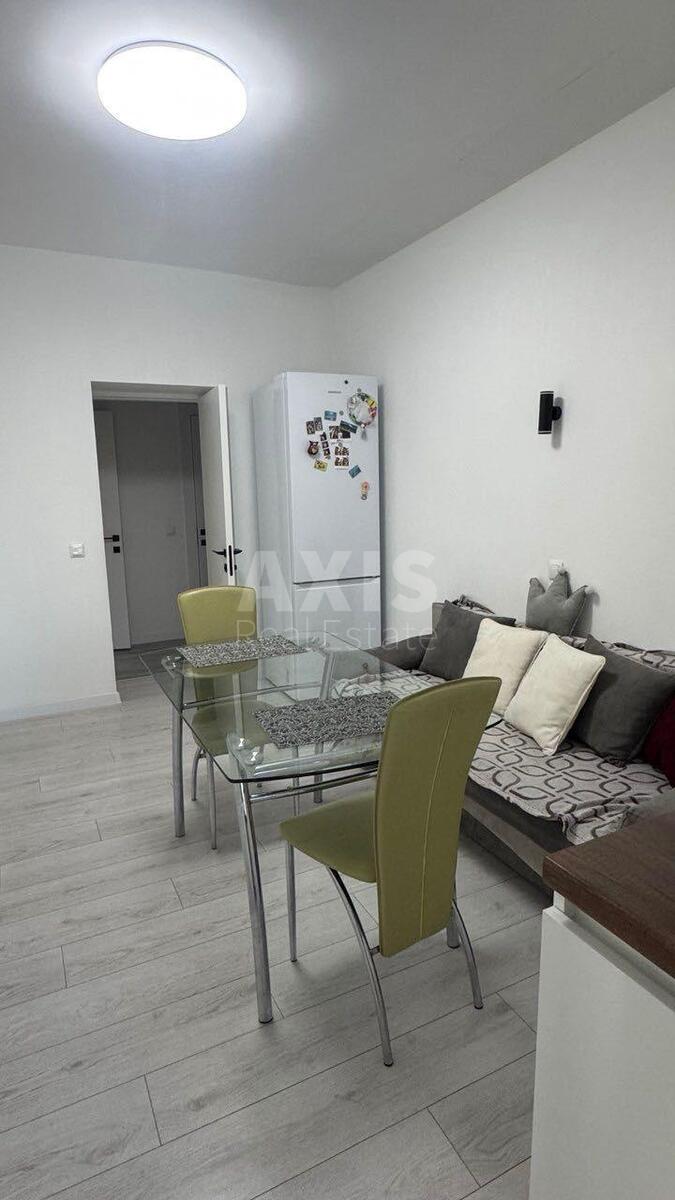 3k apartment vul. Malyshka Andrija 3601801