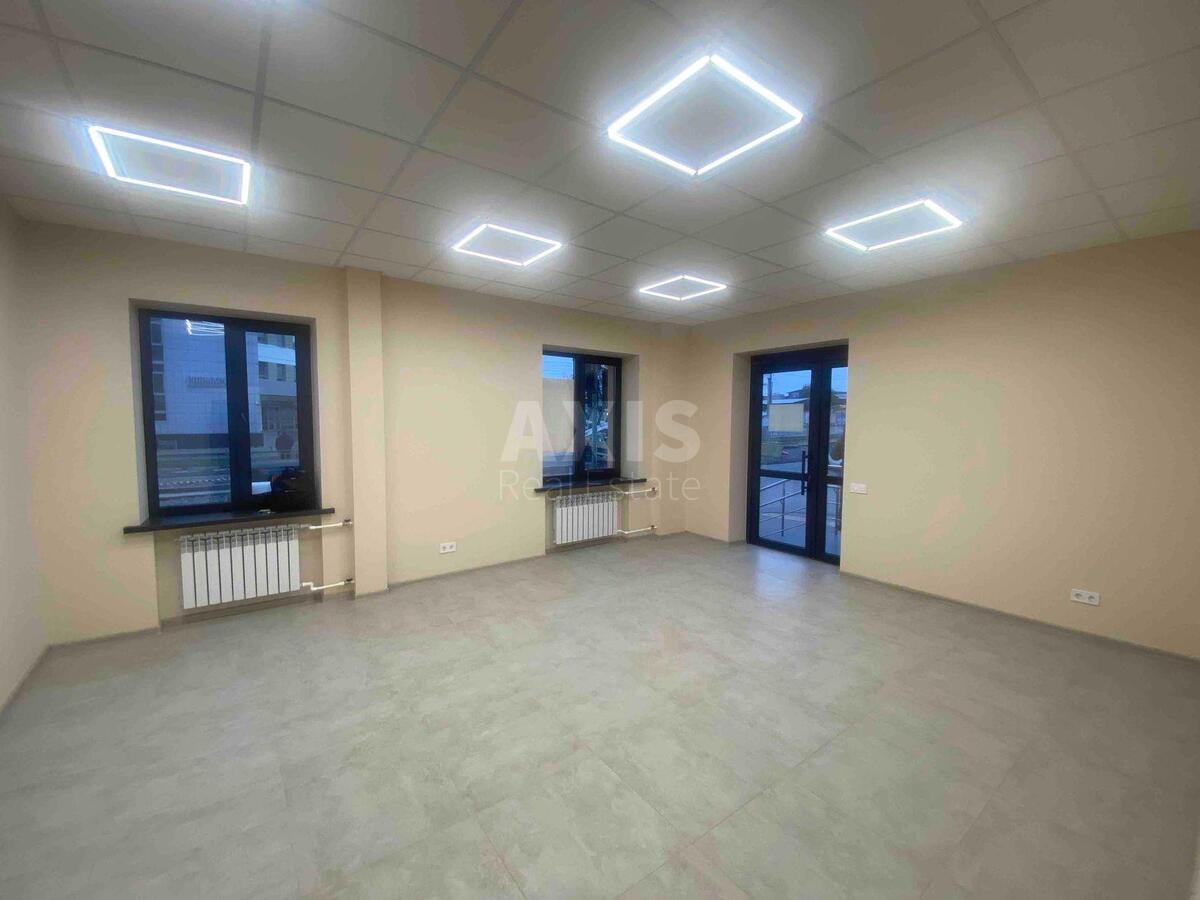 Trade object vul. Polupanova 17, 47m2571104