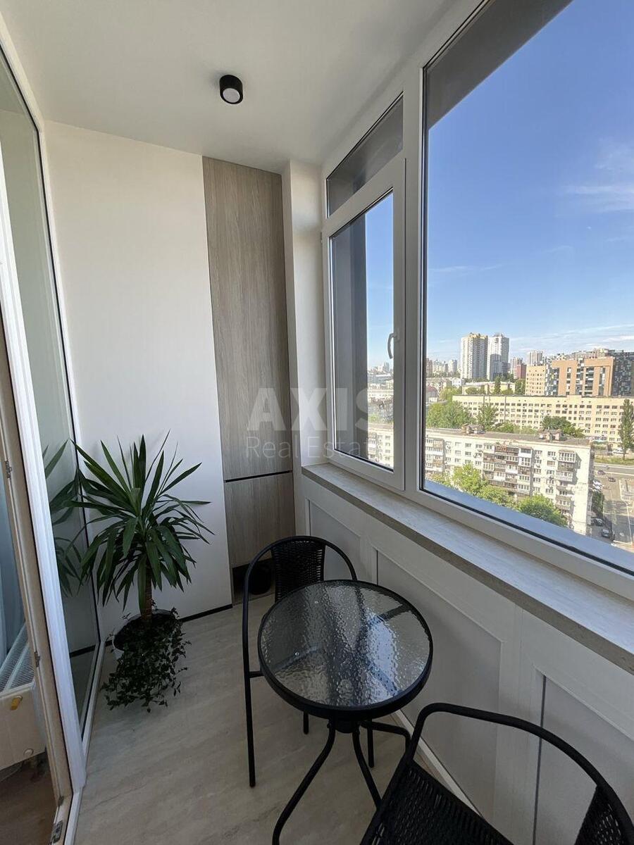 1k apartment pr-t Berestejskij 11Б6157111