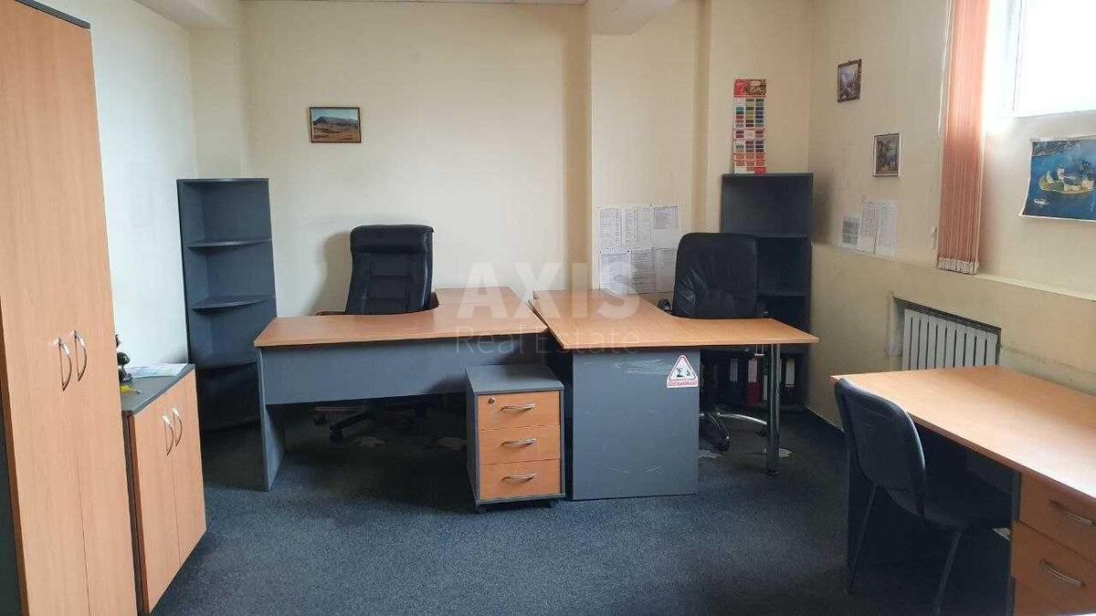 Office vul. Kyrylivs'ka 160А, 150m2568845