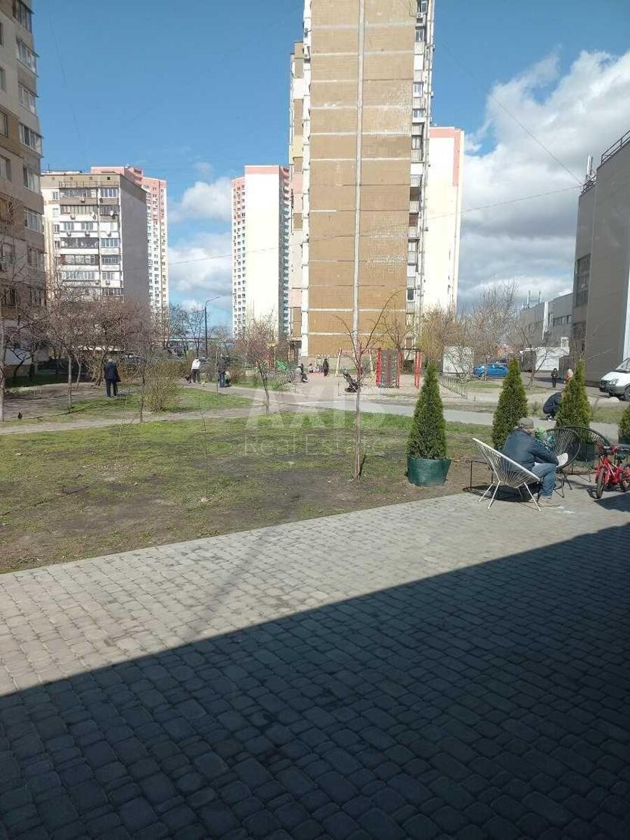 Объект торговли ул. Бальзака Оноре де 85, 21м2613285