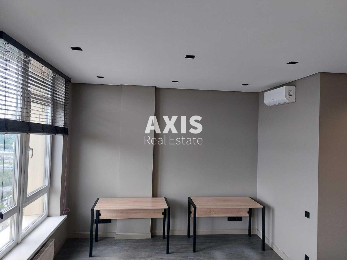 Office vul. Volodymyrs'ka 65, 100m2
