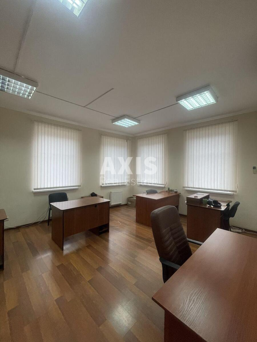 Trade object vul. Antonovycha 125В, 50m2