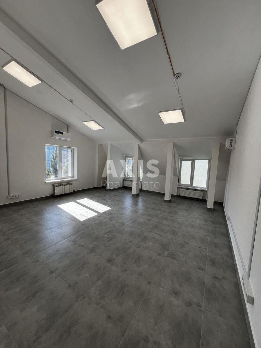 Office vul. Jaroslavs'ka 56А, 202m2