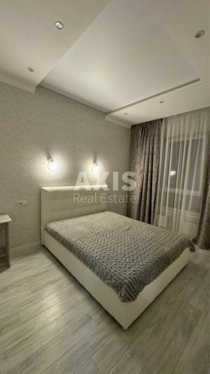 3k apartment vul. Zarichna 1г2