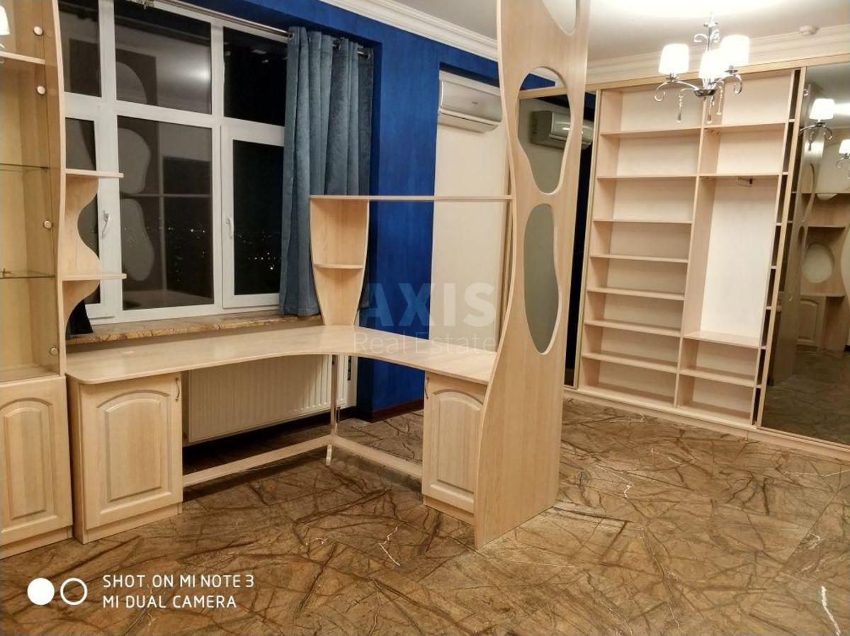 3k apartment vul. Solom'jans'ka 156
