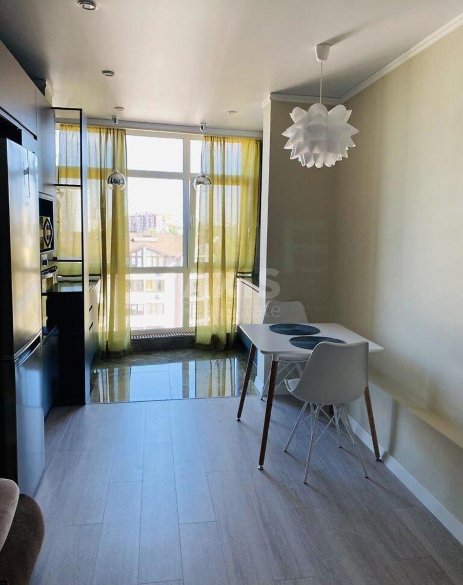 1k apartment vul. Rajduzhna 560
