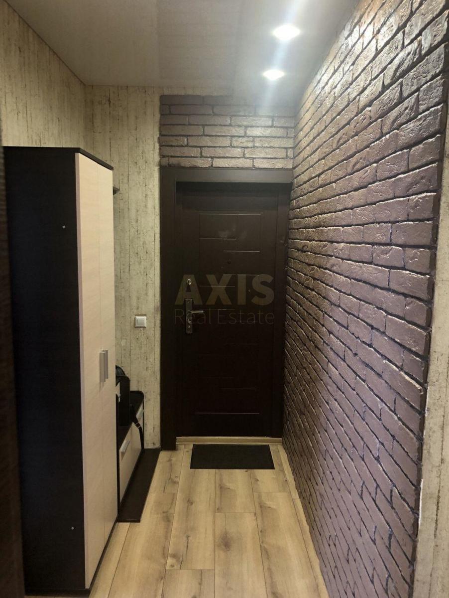 1k apartment vul. Strokacha Tymofija 96