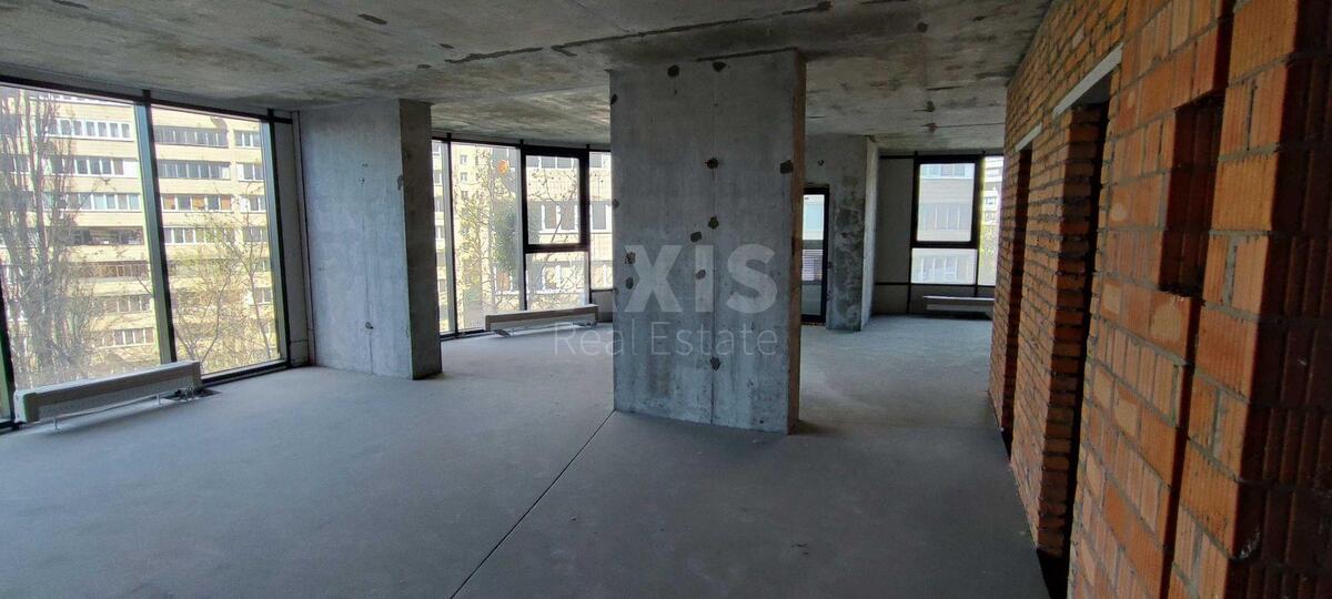 2к квартира бул. Дружбы Народов 13А1