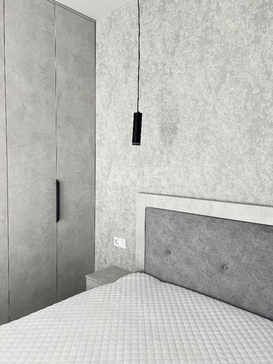 1k apartment vul. Metrologichna 107594695