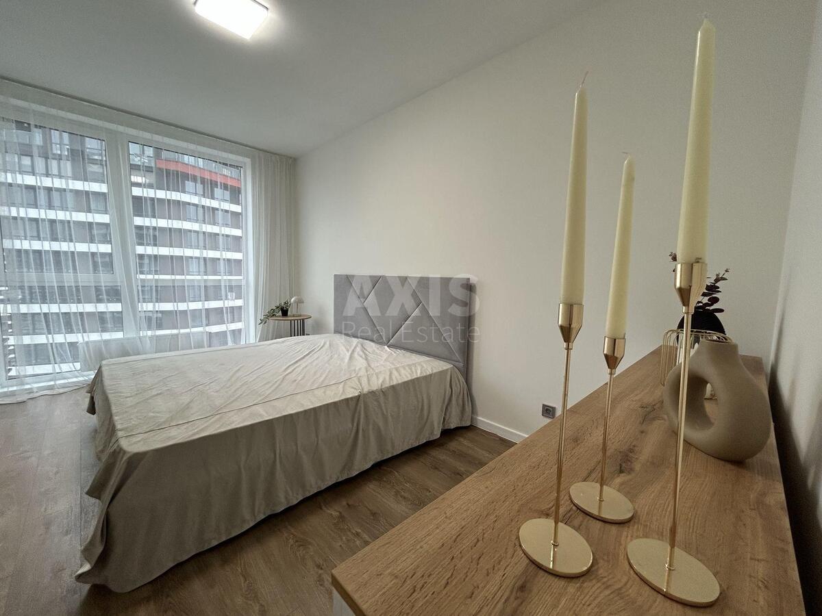 1k apartment nab. Dniprovs'ka 15Є636834