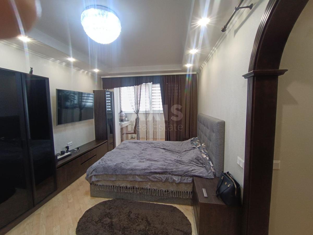 3k apartment pr-t Poryka Vasylja 7Б1