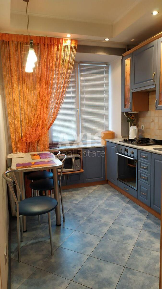 2k apartment vul. Antonovycha 88