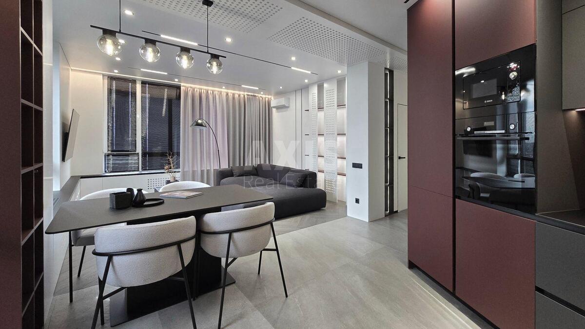 3k apartment vul. Zvirynec'ka 72