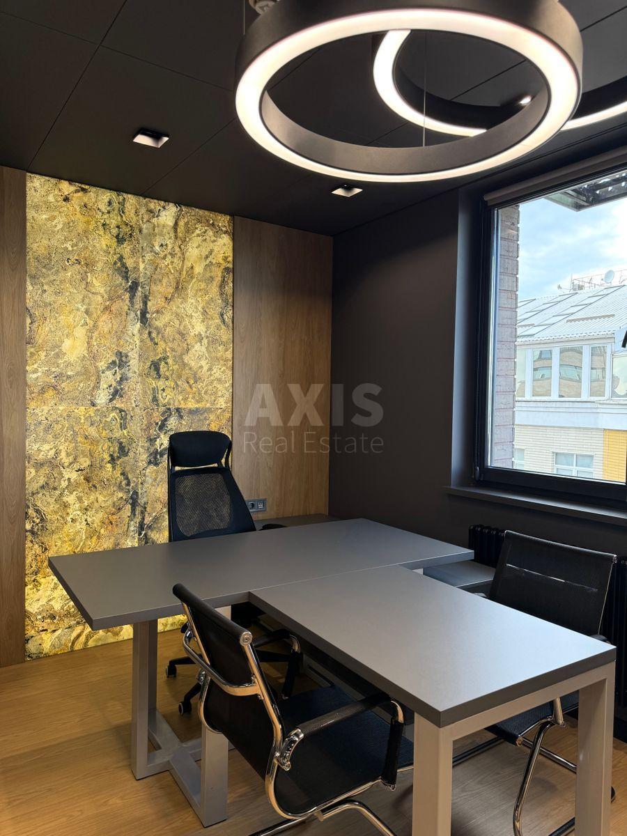 Офис ул. Антоновича 74, 225м26