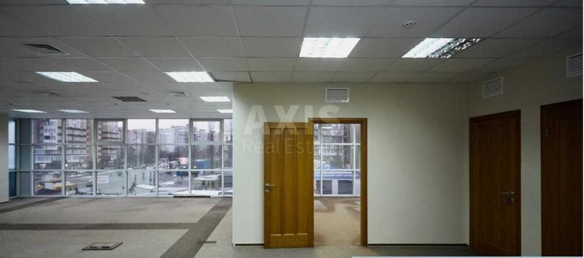 Office shose Harkivs'ke 175, 1500m2588172
