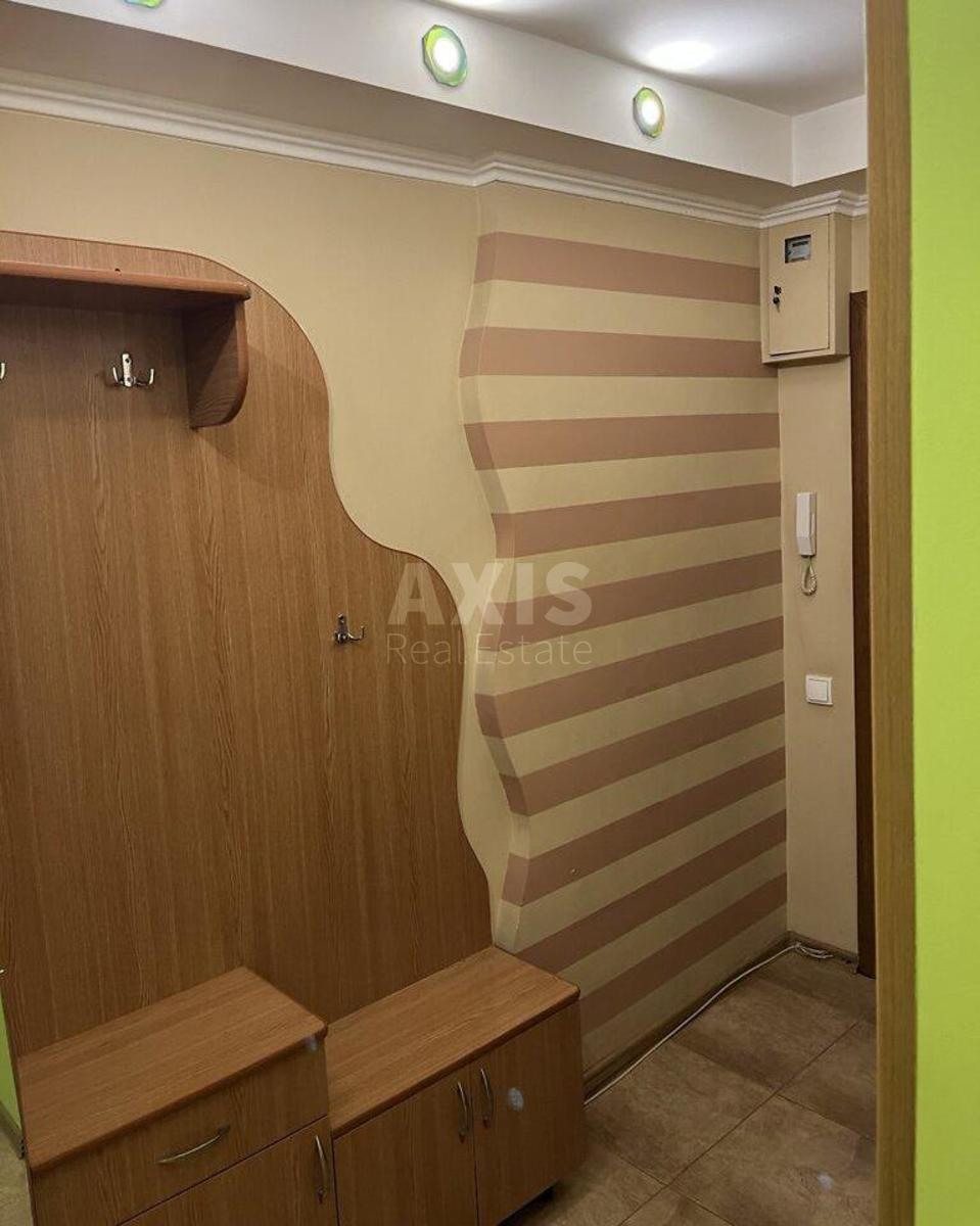 3k apartment vul. Kondratjuka Jurija 41