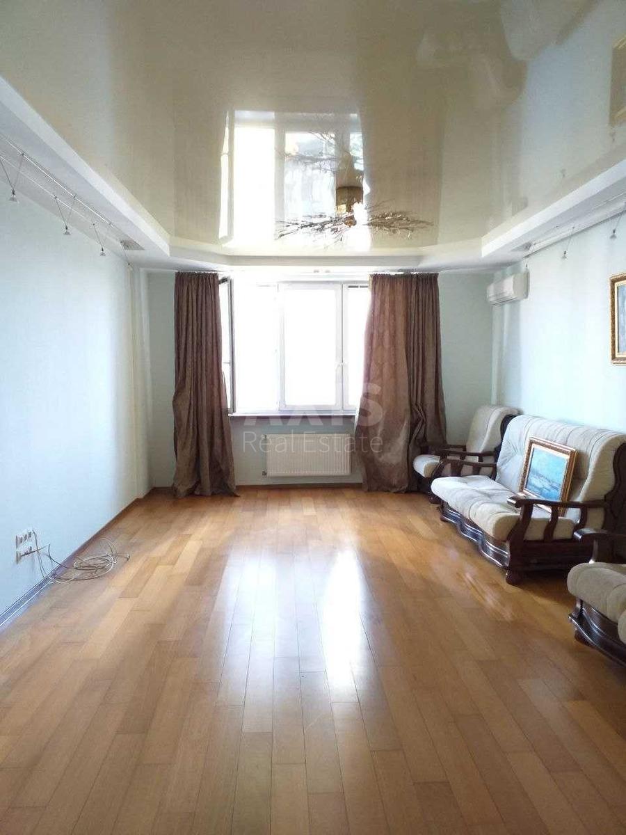 3к квартира ул. Окипной Раисы 48