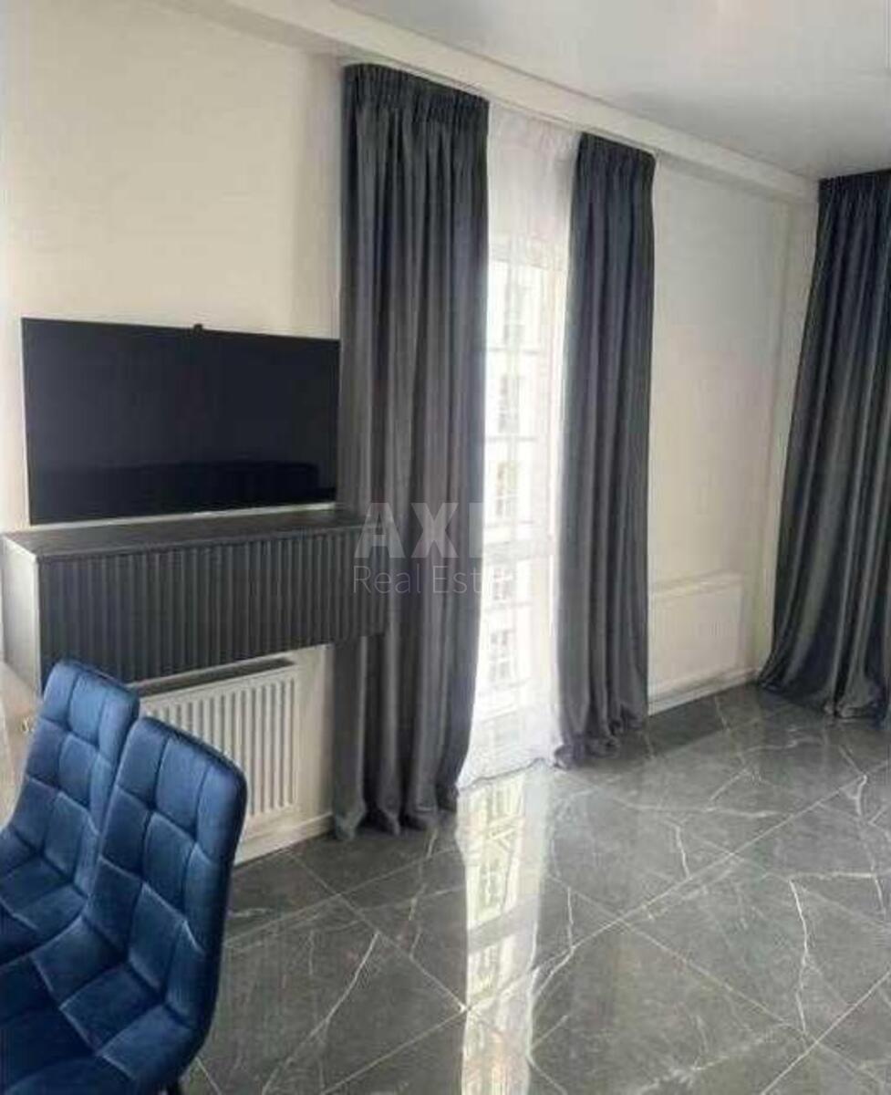 1k apartment vul. Myhajla Maksymovycha 241