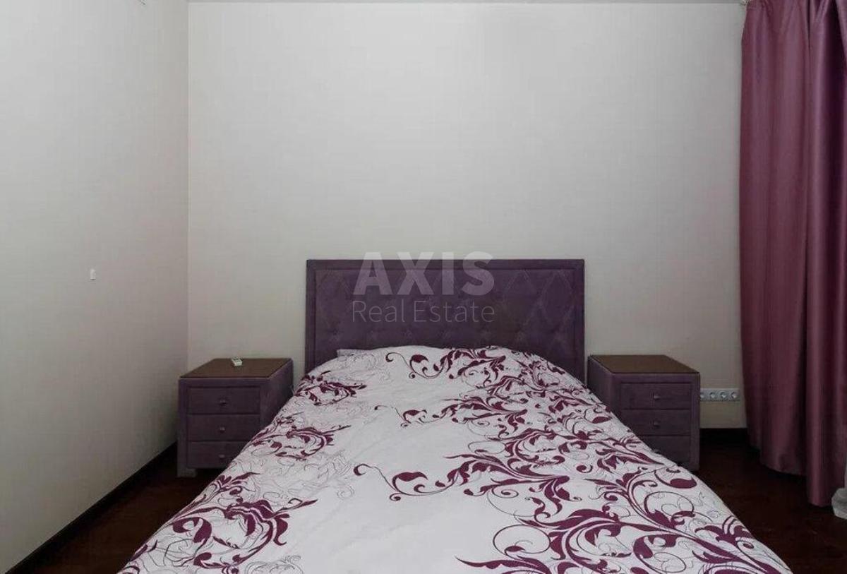 3k apartment vul. Dragomyrova Myhajla 186