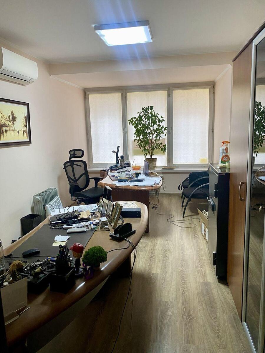 Office pr-t Lobanovs'kogo 150, 195m2596918